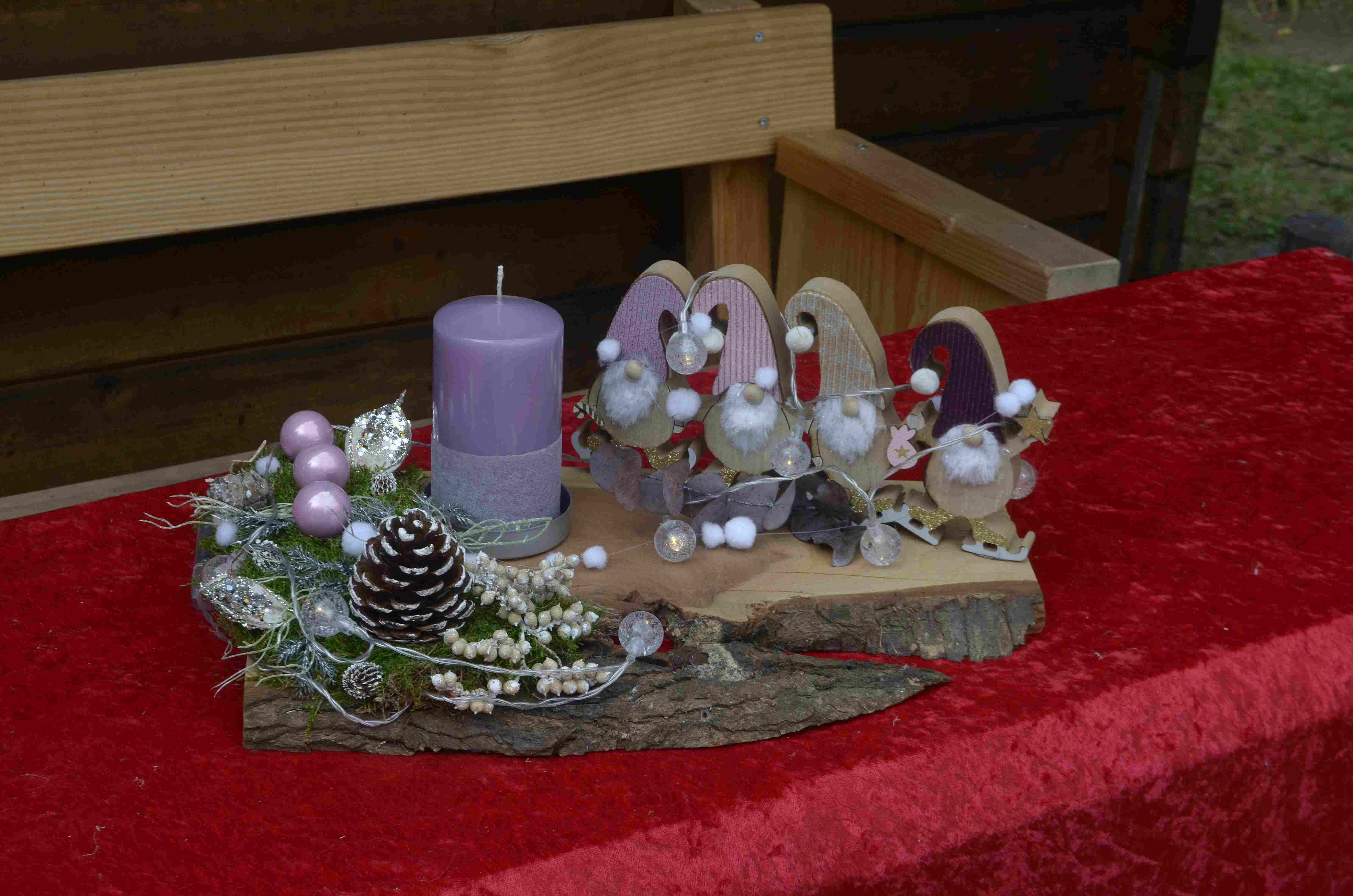 Adventsdekoration Vier Wichtel