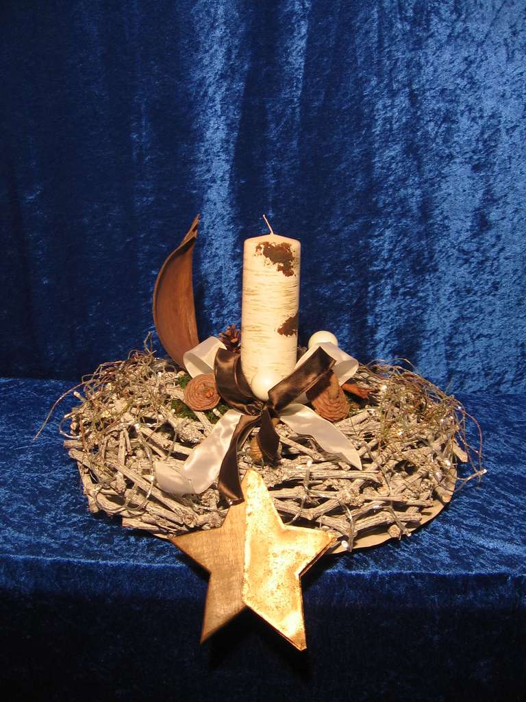Weihnachtsgesteck Delora